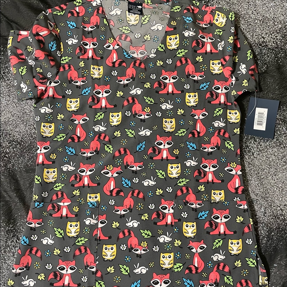 Brand new with tags Zoe+ chloe small scrub top with owl pattern